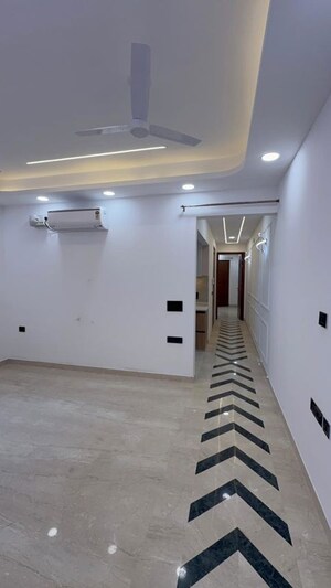 Living Room in 2 BHK Builder Floor at Kalkaji – for Rent