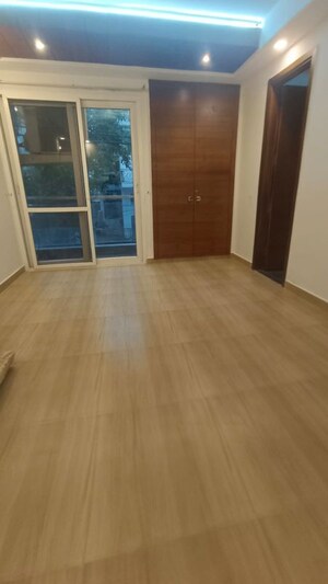 Room in 3 BHK Builder Floor at Greater Kailash I – for Sale