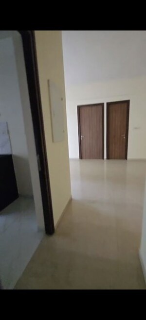 Room in 2 BHK Apartment at Lodha Sterling, Kolshet Road – for Sale