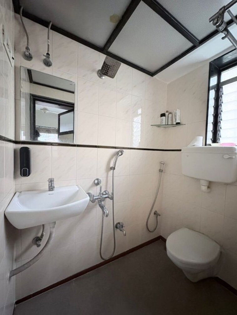 Bathroom, sai dham nagar 2 Bedroom 525 Sq.Ft. Builder Floor In Sai Dham Nagar Mumbai 10590641
