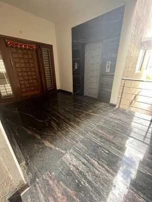 Parking in 2 BHK Apartment at Kommasandra – for Rent