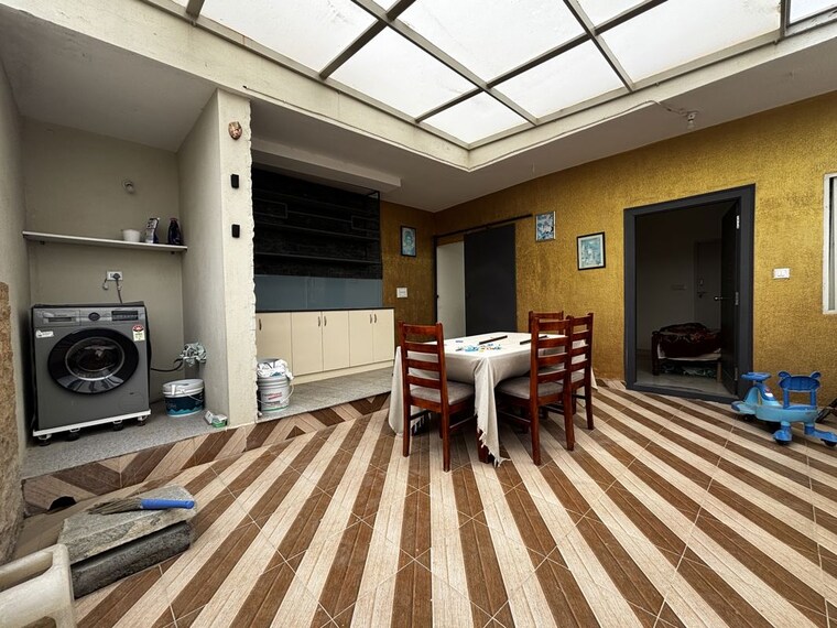Balcony, bhadrappa layout 3 Bedroom 600 Sq.Ft. Builder Floor In Bhadrappa Layout Bangalore 10590238