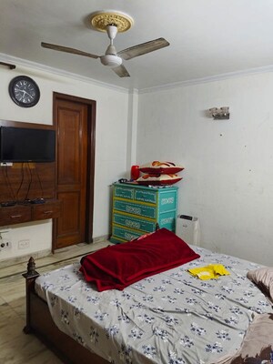Bedroom in 3 BHK Builder Floor at Jangpura – for Rent