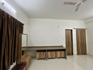 Furnished Amenities in  Pg at Tilak Nagar – for Rent