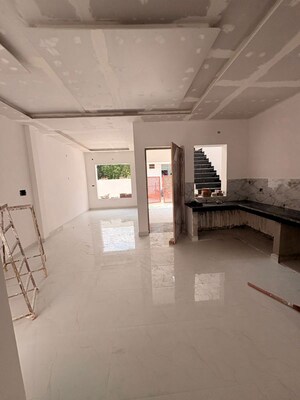 Parking in 3 BHK Villa at Arsha Madhav Greens, Gomti Nagar – for Sale