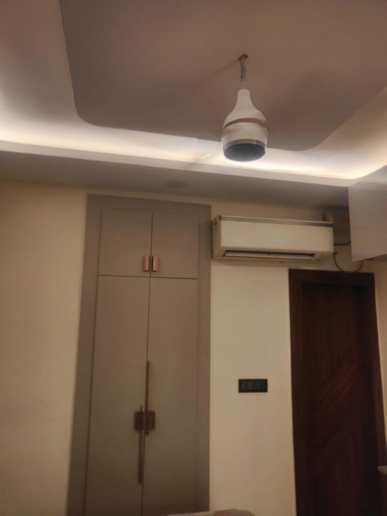 Bedroom, puri-kohinoor 3 Bedroom 150 Sq.Yd. Builder Floor In Sector 89 Faridabad 10590742
