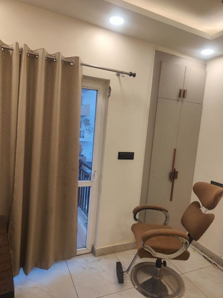 Bedroom, puri-kohinoor 3 Bedroom 150 Sq.Yd. Builder Floor In Sector 89 Faridabad 10590742