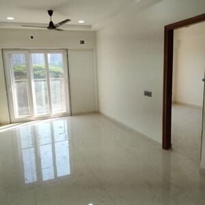Room in 1 BHK Apartment at Sushanku Avenue 36, Goregaon West – for Rent
