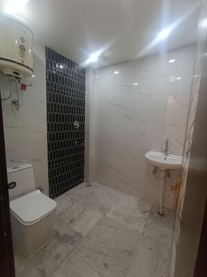Bathroom in 2.5 BHK Builder Floor at Govindpuri – for Sale