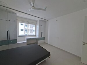 Room in 3 BHK Apartment at Jayabheri The Nirvana, Gopanpally – for Rent