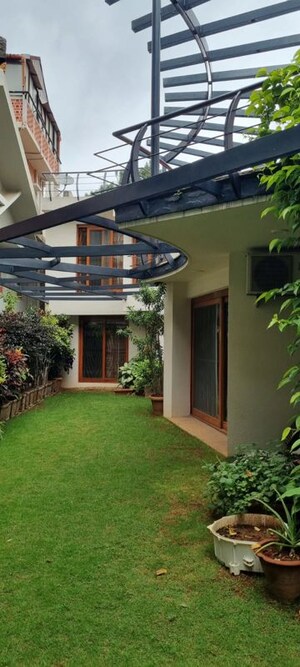 4 BHK Independent House – Garden View at Rmv Extension - for Rent