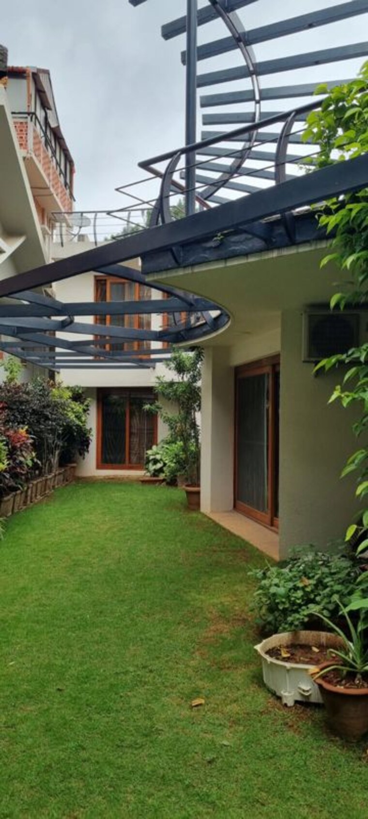 Garden, rmv extension 4 Bedroom 5500 Sq.Ft. Independent House In Rmv Extension Bangalore 10590775