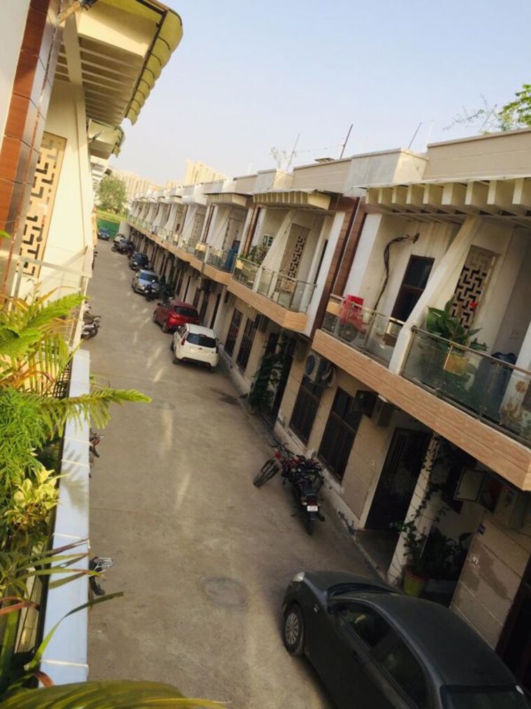 Balcony, home-kamakhya-villas 3 Bedroom 1550 Sq.Ft. Villa In Gaur City 1 Greater Noida 10590802