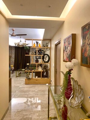 Gym in 3 BHK Builder Floor at Sector 2 – for Rent
