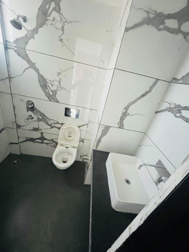 Bathroom, nabha 3 Bedroom 1750 Sq.Ft. Apartment In Nabha Zirakpur 10590818