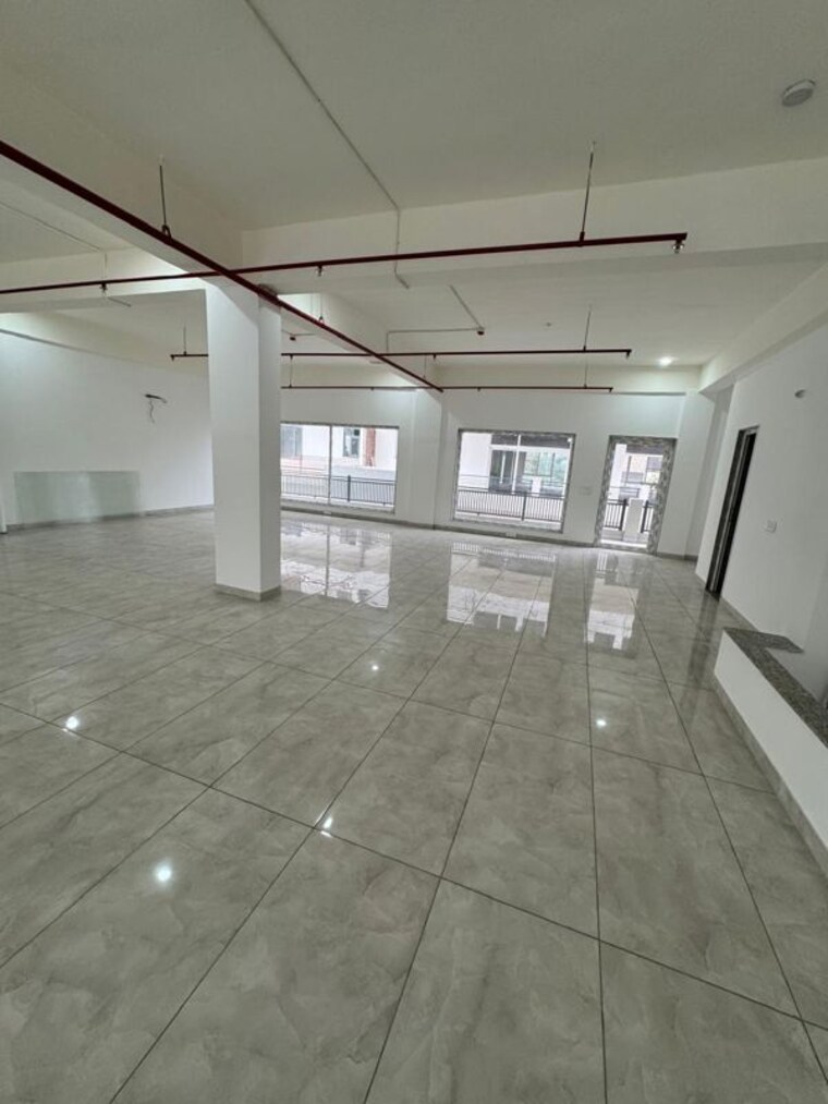  Parking, sector 82 Commercial Office Space 3200 Sq.Ft. In Sector 82 Mohali 10590828