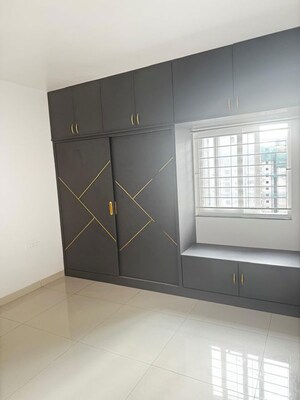 Room in 2 BHK Apartment at My Home Sayuk, Tellapur – for Rent