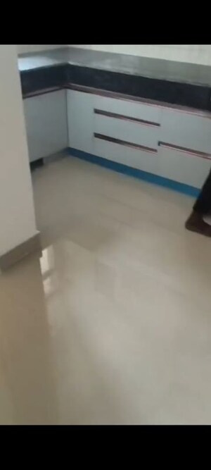 Room in 2 BHK Apartment at Signature Global Orchard Avenue, Sector 93 – for Sale