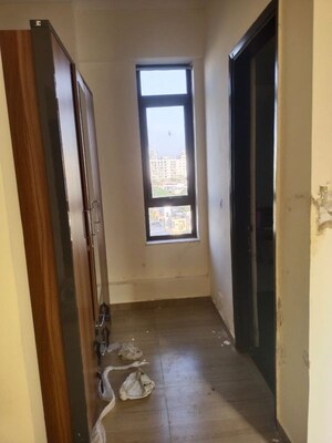 Building Lobby in 3 BHK Apartment at Unitech Fresco, Sector 50 – for Rent