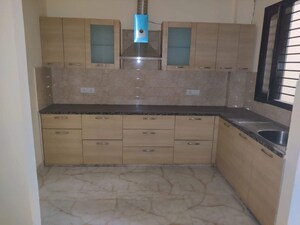 Bathroom in 2 BHK Builder Floor at Sector 46 – for Rent