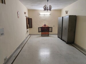 Building Lobby in 3 BHK Builder Floor at Alaknanda – for Rent
