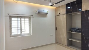 Room in 3 BHK Apartment at Aakriti Arv Viva, Tellapur – for Rent
