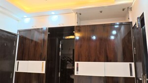 Kitchen in 2 BHK Builder Floor at Sector 43 – for Rent