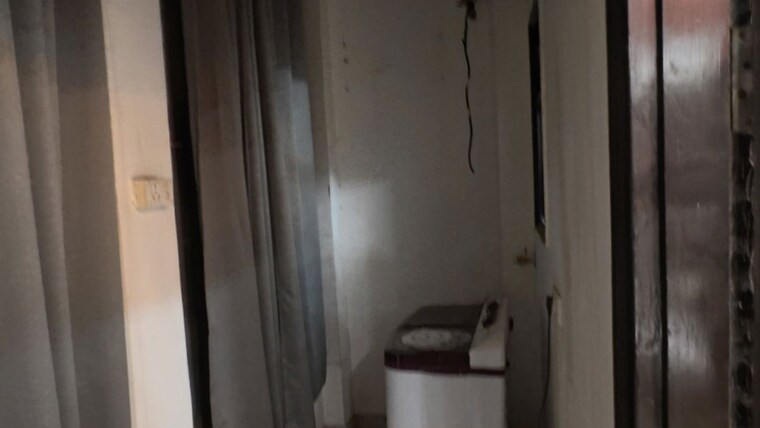 Bathroom, sector 43 2 Bedroom 178 Sq.Yd. Builder Floor In Sector 43 Gurgaon 10590990