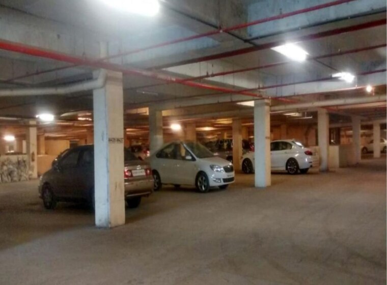  Parking, rosa-manhattan 3 Bedroom 1600 Sq.Ft. Apartment In Ghodbunder Road Thane 10591012