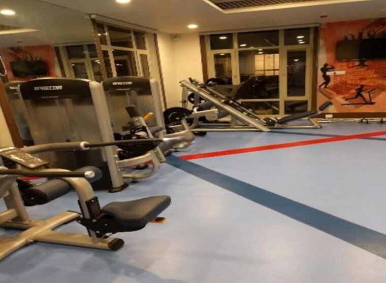 Gym, rosa-manhattan 3 Bedroom 1600 Sq.Ft. Apartment In Ghodbunder Road Thane 10591012