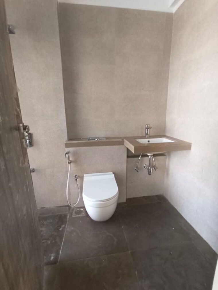 Bathroom, a-and-o-f-residences-malad-east 2 Bedroom 1100 Sq.Ft. Apartment In Malad East Mumbai 10591014