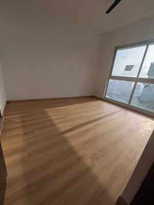 Room in 4 BHK Apartment at Aurum Q Residences, Ghansoli – for Sale