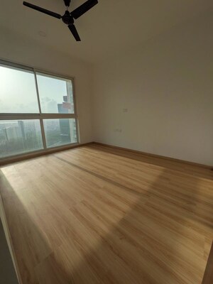 Room in 4 BHK Apartment at Aurum Q Residences, Ghansoli – for Sale