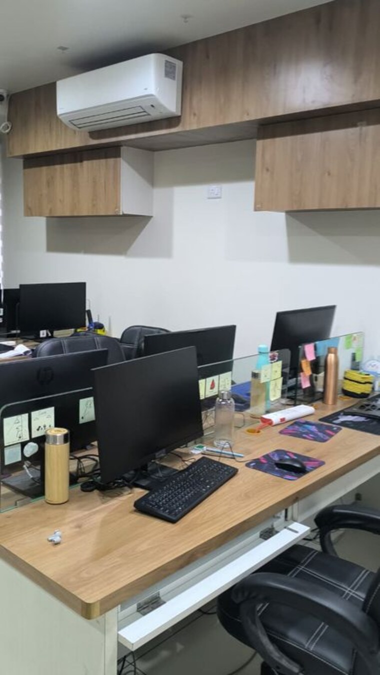 Team Area, shyamal Commercial Office Space 1380 Sq.Ft. In Shyamal Ahmedabad 10591025