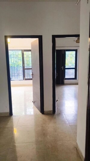 Room in  Office Space at Shimla Bypass Road – for Rent