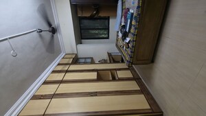 Master Bedroom in 2.5 BHK Apartment at Manavsthal Heights, Andheri East – for Rent