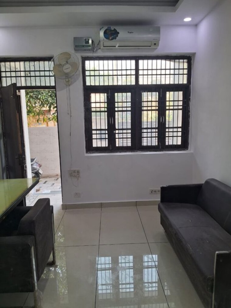 Balcony, om-sai-city-gomati-nagar Commercial Office Space 2152 Sq.Ft. In Gomti Nagar Lucknow 10591076