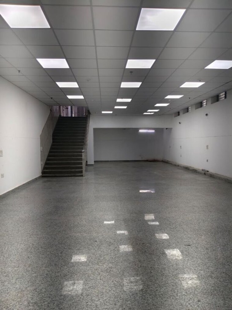 Room, sector 63 Commercial Office Space 1500 Sq.Ft. In Sector 63 Noida 10591029