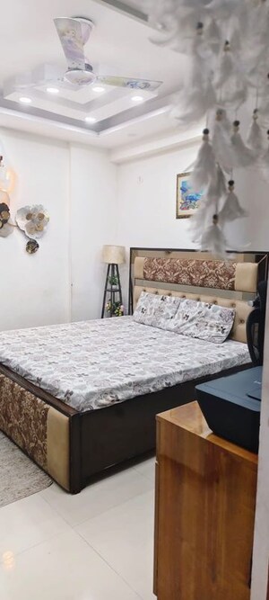 Bedroom in 2.5 BHK Apartment at M R Platinum 321, Raj Nagar Extension – for Sale