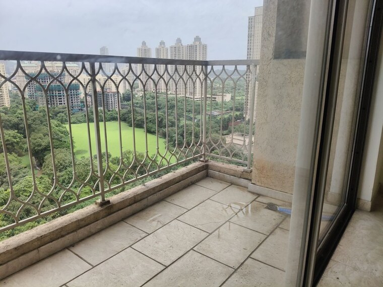 Balcony, hiranandani estate 3 Bedroom 1100 Sq.Ft. Apartment In Hiranandani Estate Thane 10591106