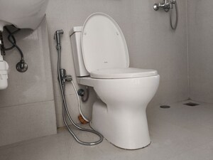 Bathroom in 3 BHK Apartment at Hiranandani Estate – for Rent