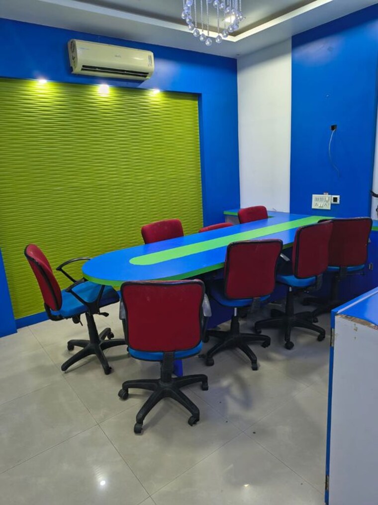 Team Area, mulund west Commercial Office Space 1500 Sq.Ft. In Mulund West Mumbai 10591126