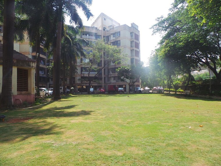 Garden, rail-vihar-chs 3 Bedroom 1550 Sq.Ft. Apartment In Kharghar Sector 4 Navi Mumbai 10591128