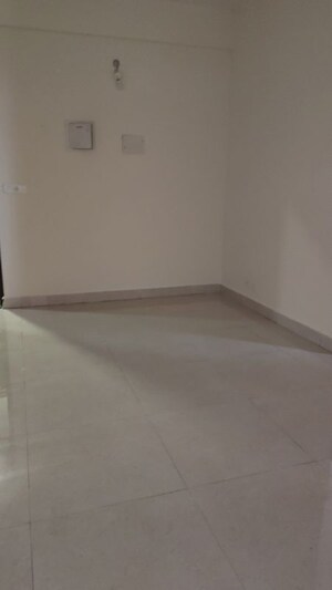 Room in 2 BHK Apartment at Signature Global The Roselia, Sector 95a – for Rent