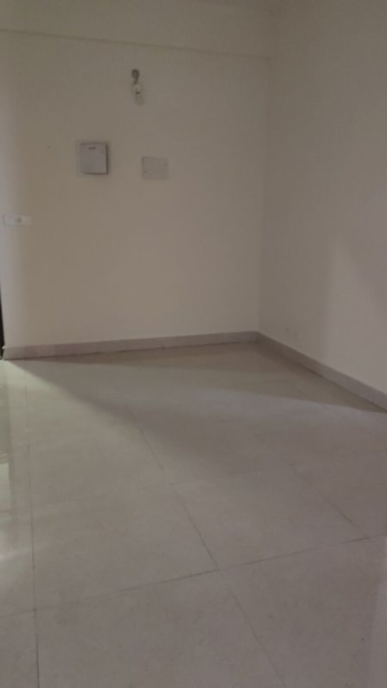 Room, signature-global-the-roselia 2 Bedroom 600 Sq.Ft. Apartment In Sector 95a Gurgaon 10591141