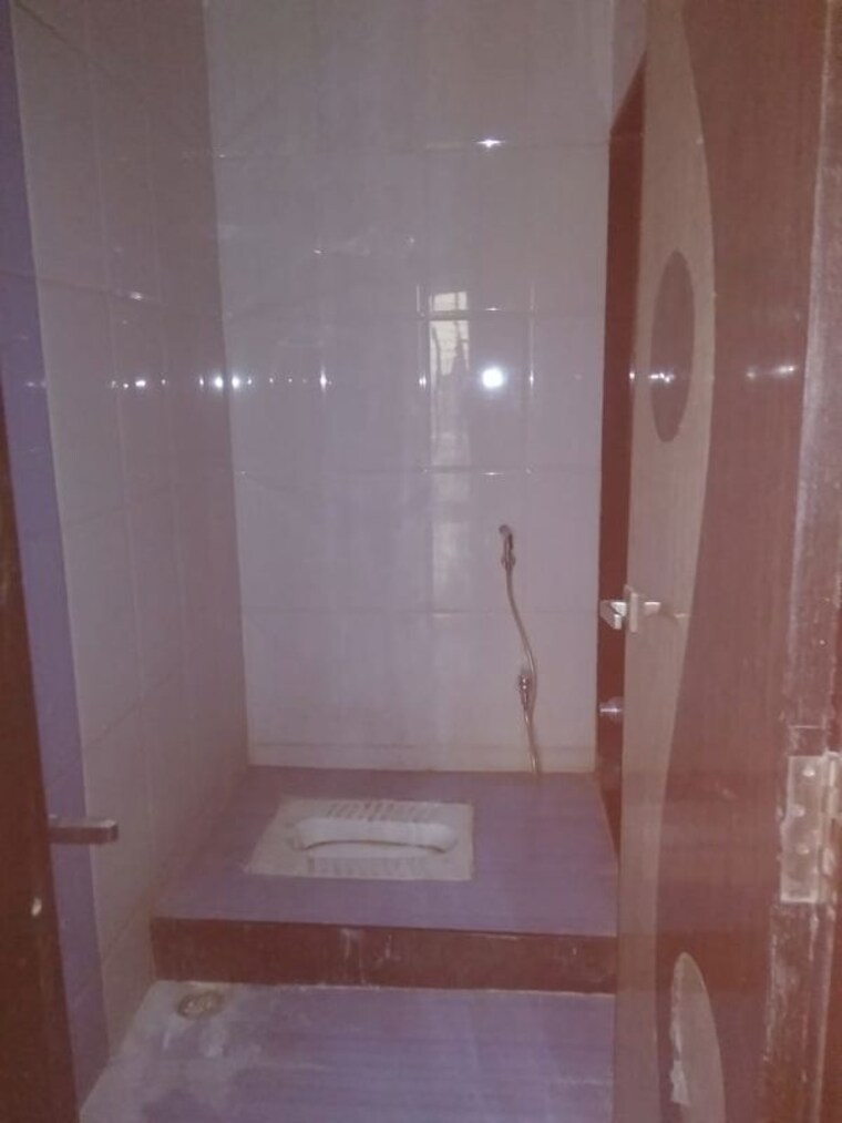 Bathroom, shree-ambika-heritage 3 Bedroom 1800 Sq.Ft. Apartment In Kharghar Navi Mumbai 10591149
