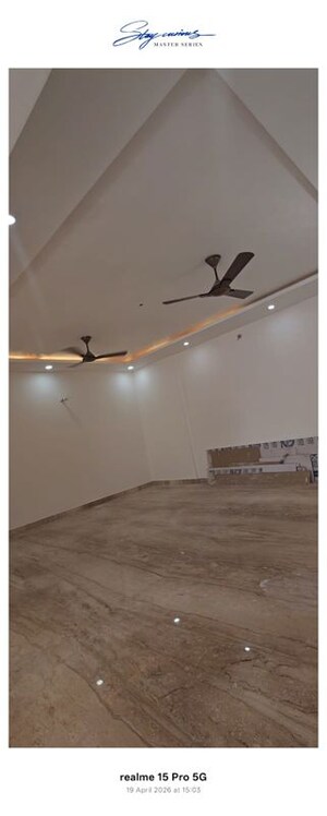 Room in 3 BHK Apartment at Chandra Panorama, Sushant Golf City – for Rent