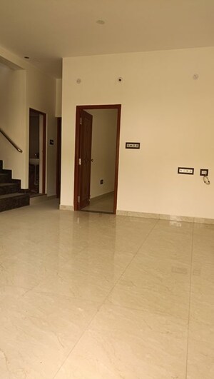 Room in 6+ BHK Independent House at Panduranga Nagar – for Sale