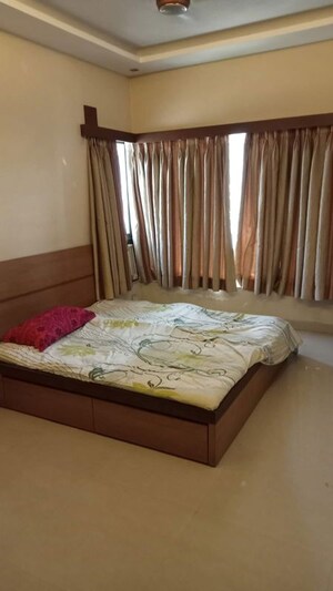Bedroom in 3 BHK Apartment at Raheja Tipco Heights, Malad East – for Rent