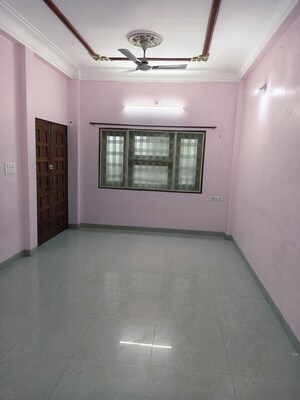 Room in 2 BHK Builder Floor at Vijay Nagar – for Rent